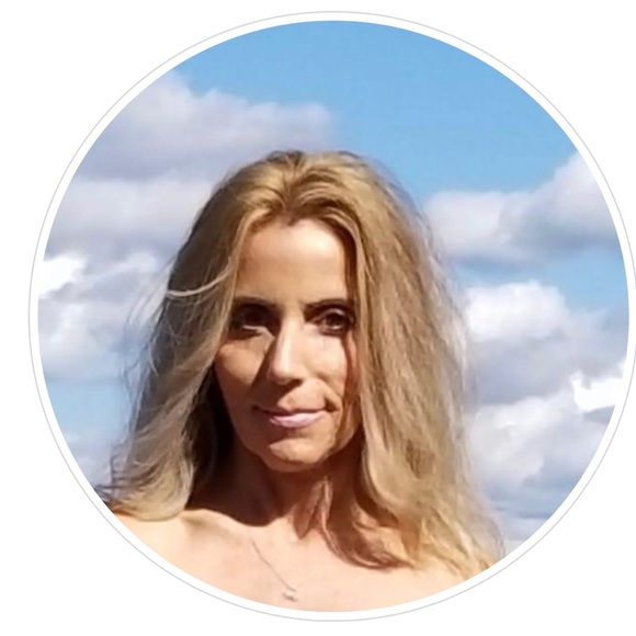leeholly64